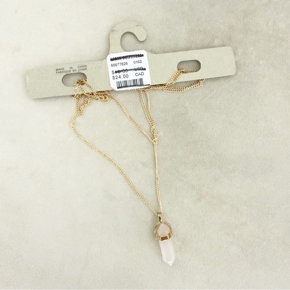 NWT Urban Outfitters Gold Layered Necklace Light Pink Stone Detail - Picture 4 of 4